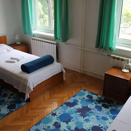 Studentsko Naselje Ivan Goran Kovacic * Rijeka