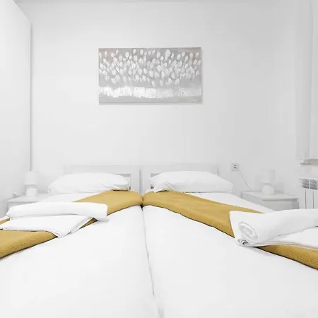 Gasthof Studentsko Naselje Ivan Goran Kovacic *