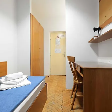 Gasthof Studentsko Naselje Ivan Goran Kovacic *