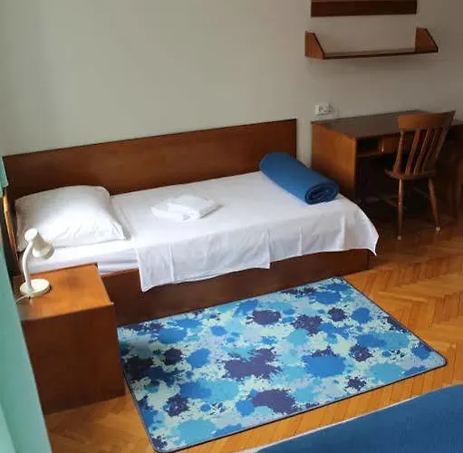 Gæstehus Studentsko Naselje Ivan Goran Kovacic *